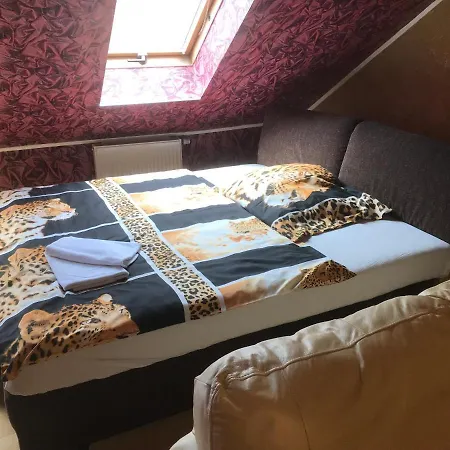 Kovacska 9 *